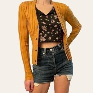 American Eagle Mustard Ribbed Button Up Cardigan 💕